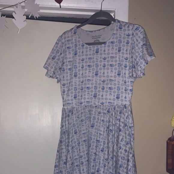 Super cute dresses - Picture 1 of 2